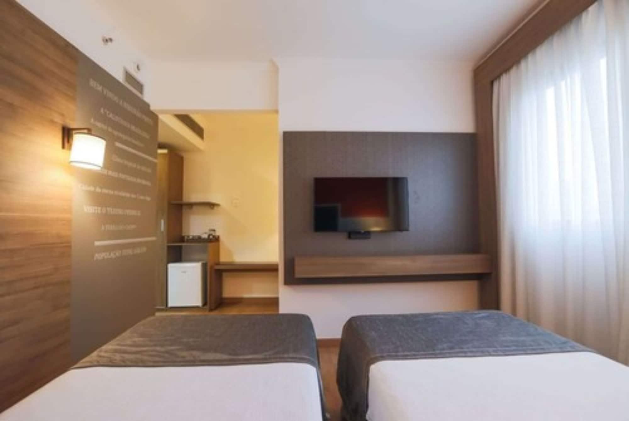 Hotel Tryp By Wyndham Ribeirão Preto Esterno foto A typical room at the hotel
